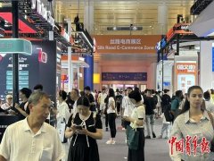 当前人工智能大模子机能不竭